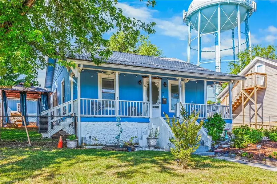 719 Maiden Lane, Mount Airy, NC 27030 - #2