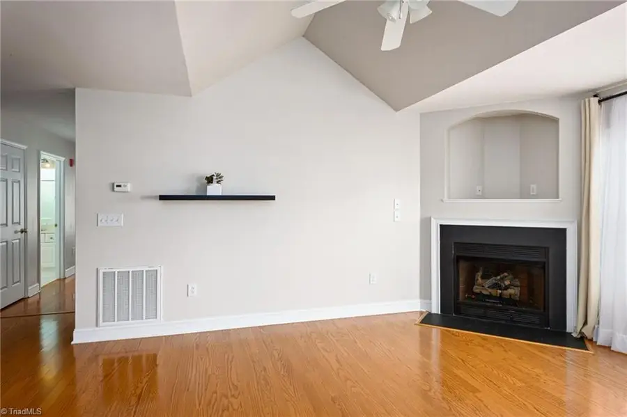 4732 Tatton Park Circle #3B, Winston Salem, NC 27103 - #3