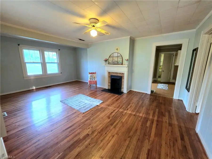 139 Washington Avenue, North Wilkesboro, NC 28659 - #3