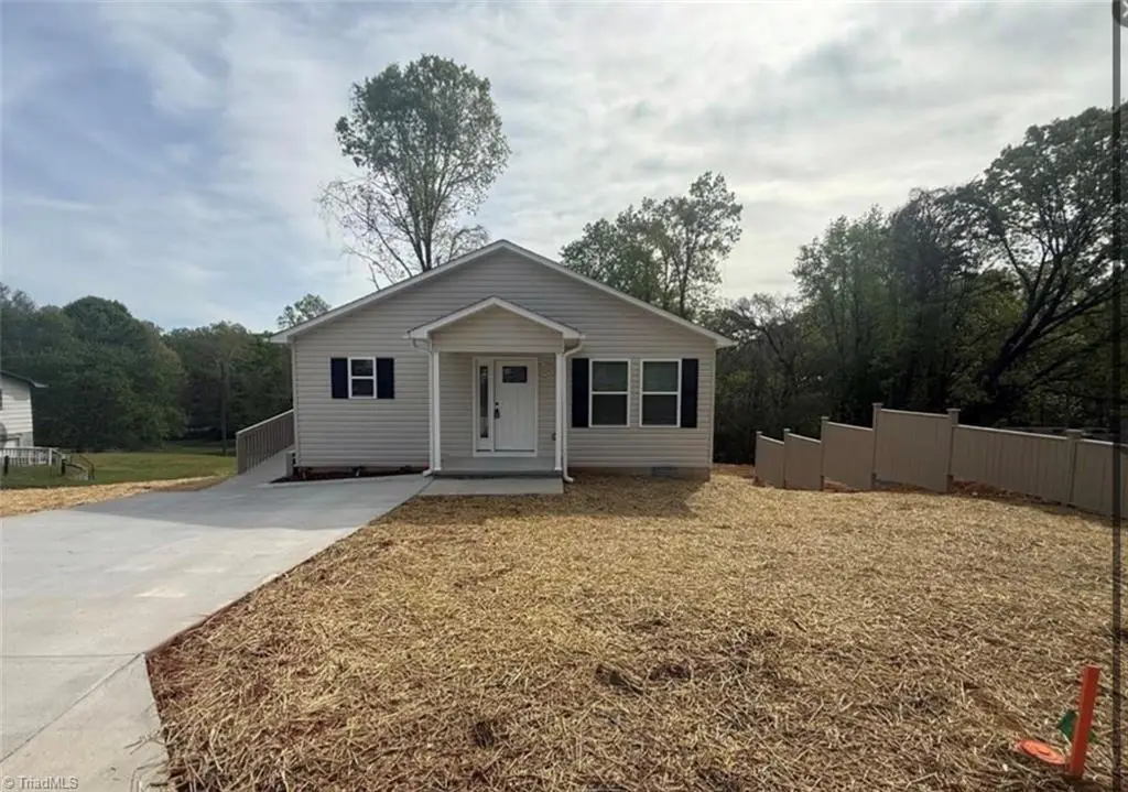 907 Eleanor Drive, Lexington, NC 27295 - #1