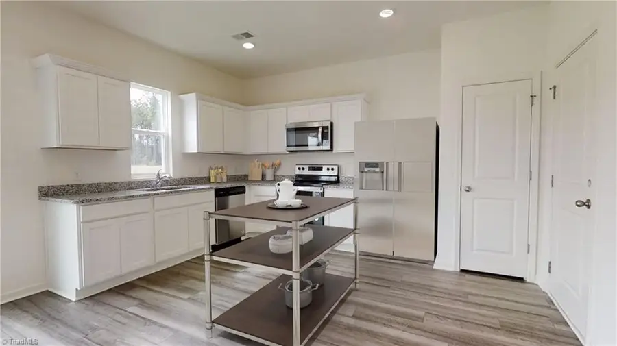991 Riverbank Drive, Kernersville, NC 27284 - #3