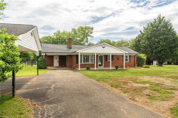 1427 Reeves Mill Road, Mount Airy, NC 27030