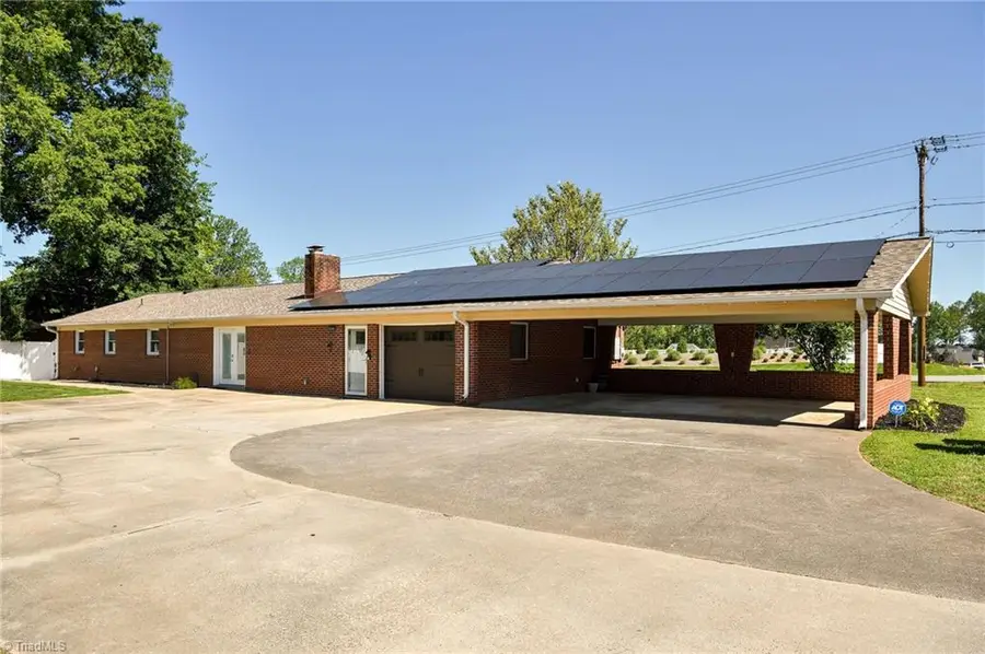 3025 Hickory Tree Road, Arcadia, NC 27127 - #3