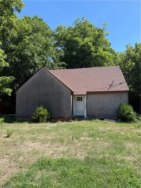6574 Us Highway 311, Sophia, NC 27350