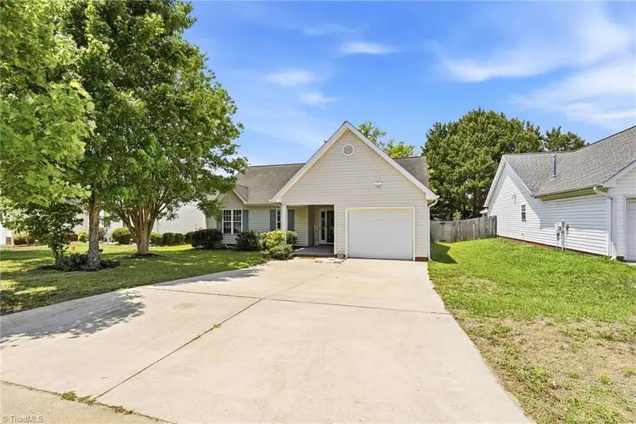 3712 Creek Point Way, Greensboro, NC 27407 - #3