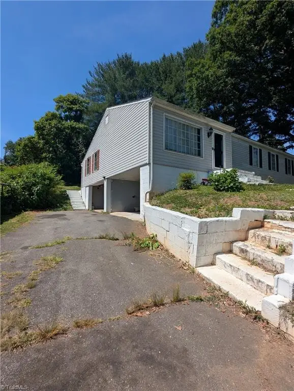 4221 Eck Road, Jonesville, NC 28642 - #2