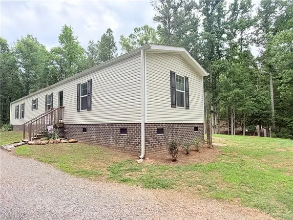 2595 Stokes Road, Denton, NC 27239