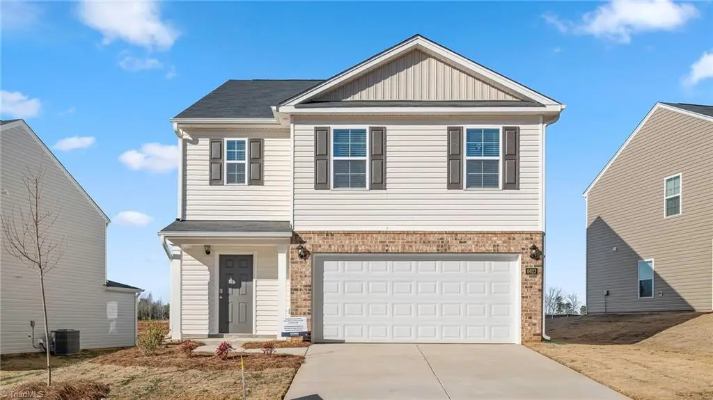 635 Beechwood Circle, Thomasville, NC 27360 - #1
