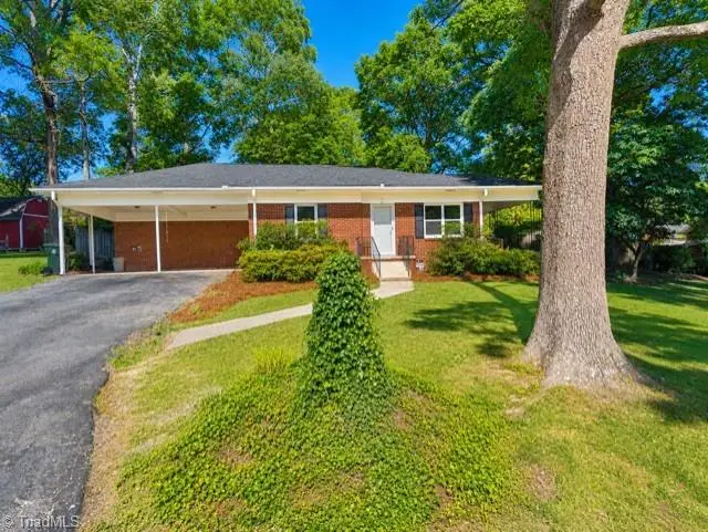 203 Rockspring Drive, Thomasville, NC 27360 - #1