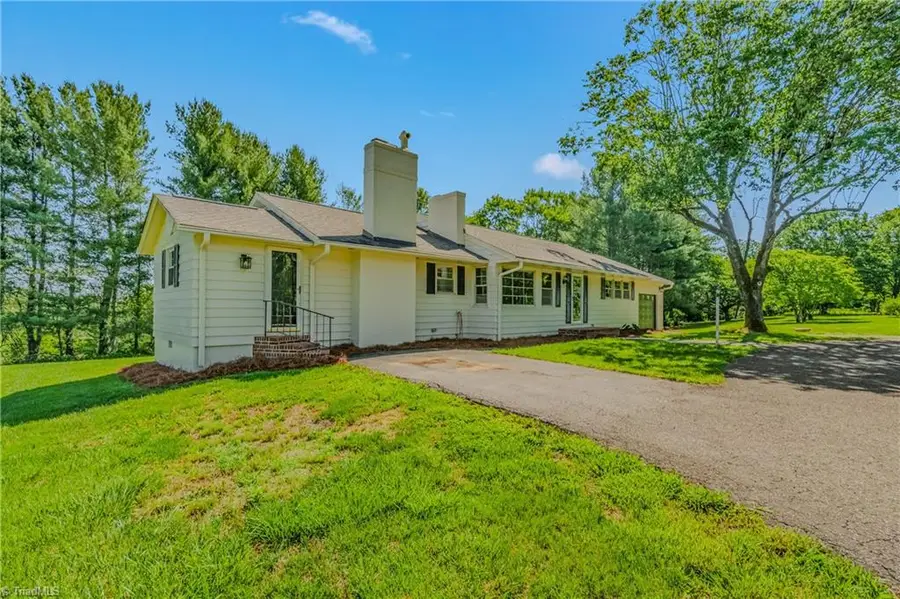 2119 Old Pipers Gap Road, Cana, VA 24317 - #3