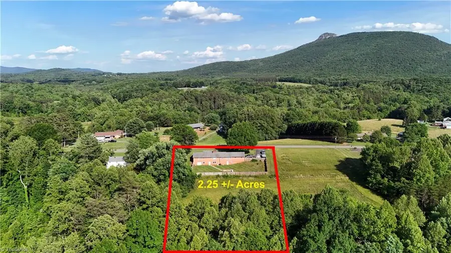 660 Shoals Road, Pinnacle, NC 27043 - #2