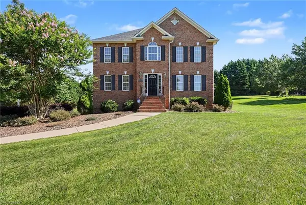 563 Garden Valley Drive, Winston-Salem, NC 27107