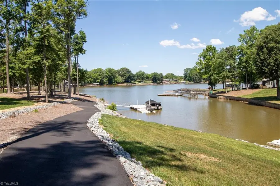 794 Riverwood Drive, Lexington, NC 27292 - #2