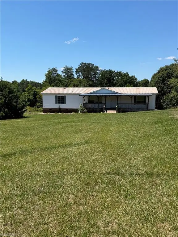 1940 Turkey Ford Road, Mount Airy, NC 27030