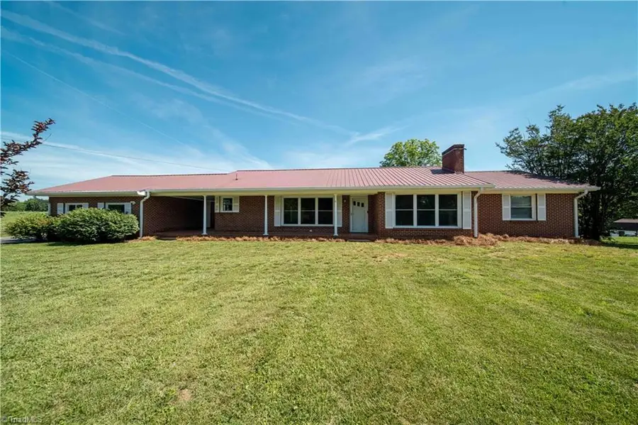 5800 Bethel Road, Jonesville, NC 28642 - #2