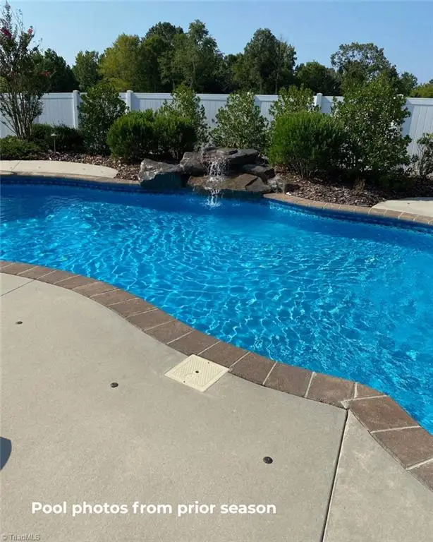284 Ironwood Drive, Thomasville, NC 27360 - #1