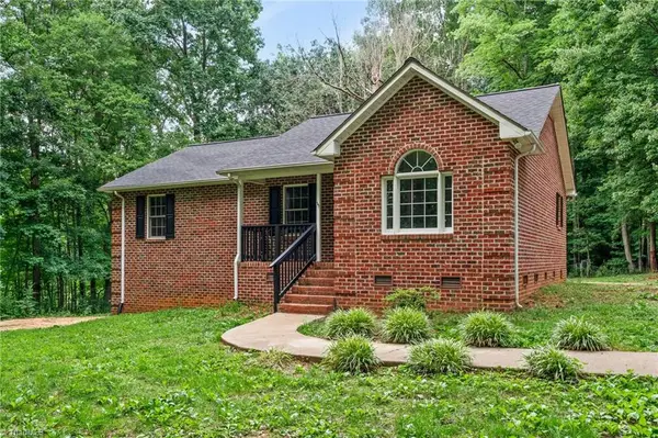 1067 Ross Harris Road, Asheboro, NC 27205
