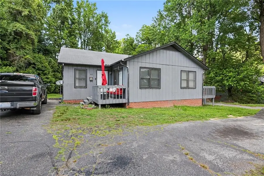 607 & 609 Brookdale Drive, Thomasville, NC 27360 - #2