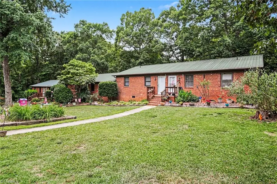 6961 Prospect Church Road, Thomasville, NC 27360 - #3