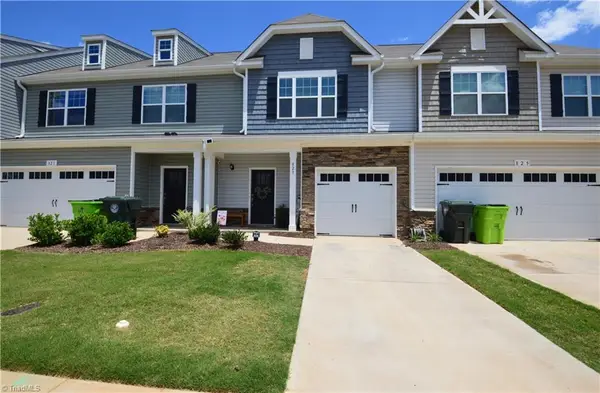 823 Pryor Street, Mebane, NC 27302