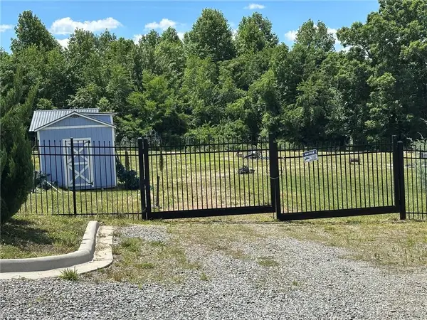 157 Interstate Way, Elkin, NC 28621