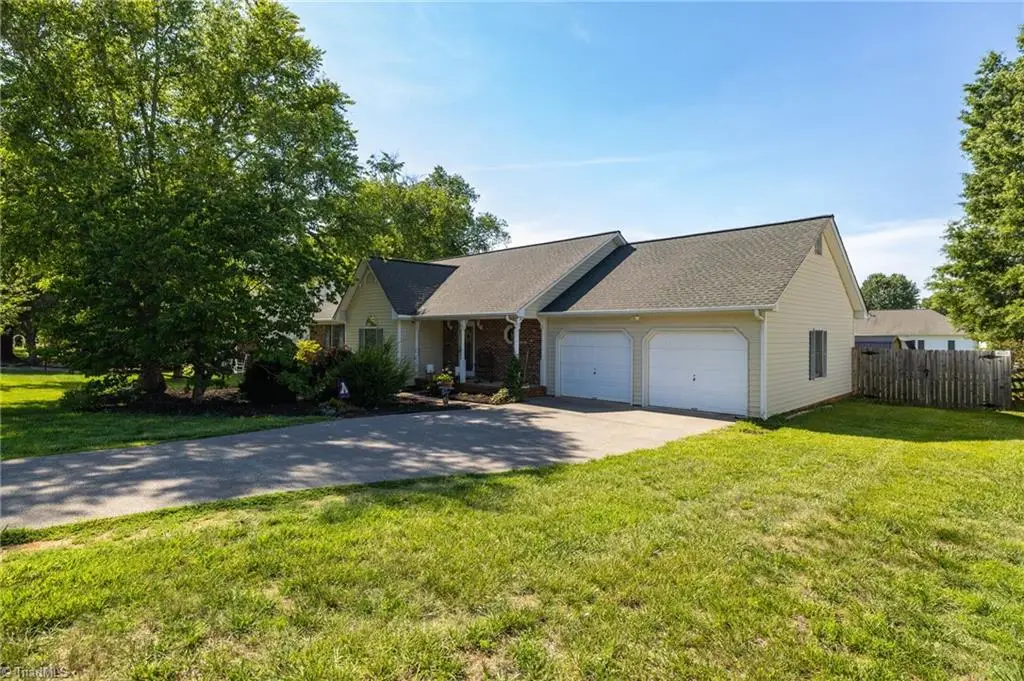 7494 Friendship Ledford Road, Midway, NC 27107 - #1