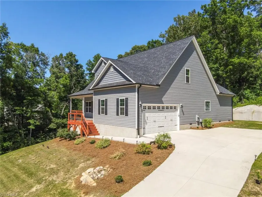 413 Lakewood Drive, Lexington, NC 27292 - #3