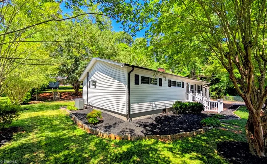 126 Mayfair Drive, Winston Salem, NC 27105 - #2