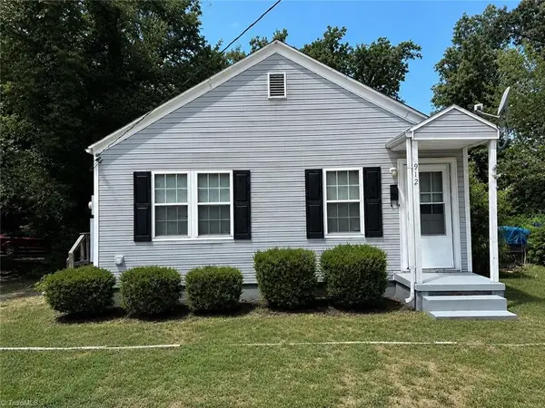912 S English Street, Greensboro, NC 27401