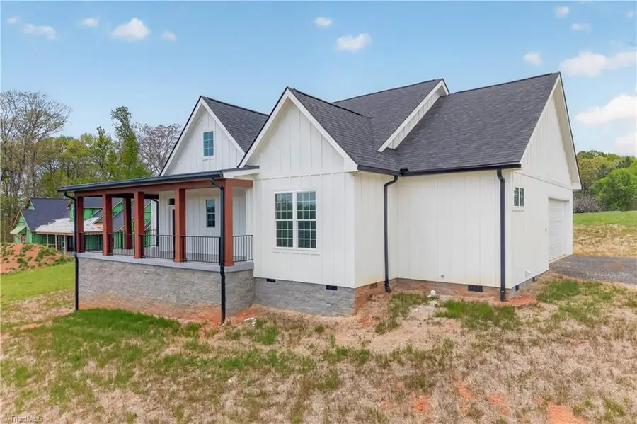 99 Moore Lane, Galax, VA 24333 - #3