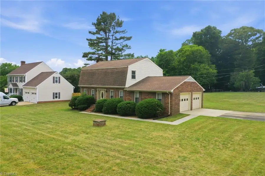1003 Camelot Lane, Graham, NC 27253 - #2