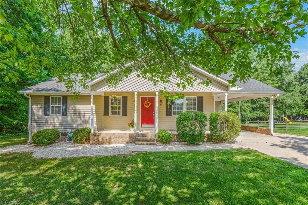 209 Millstone Drive, Lexington, NC 27292 - #1