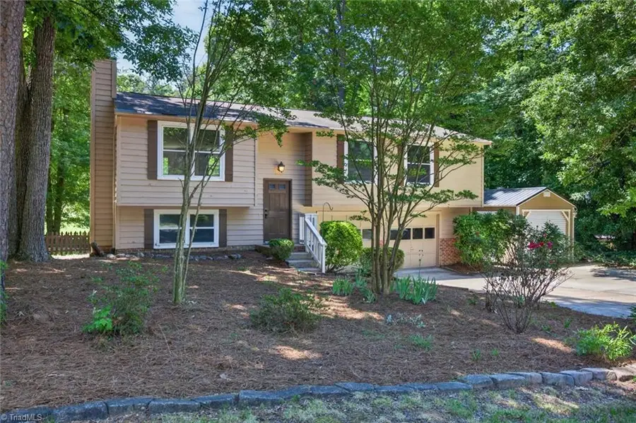 1109 Century Park Avenue, Kernersville, NC 27284 - #2