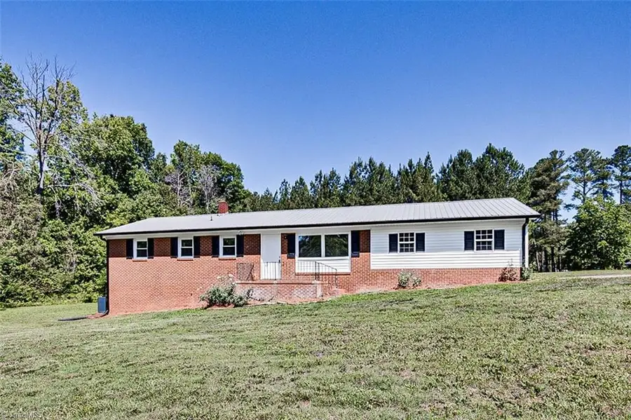 995 Farmer Road, Denton, NC 27239 - #2