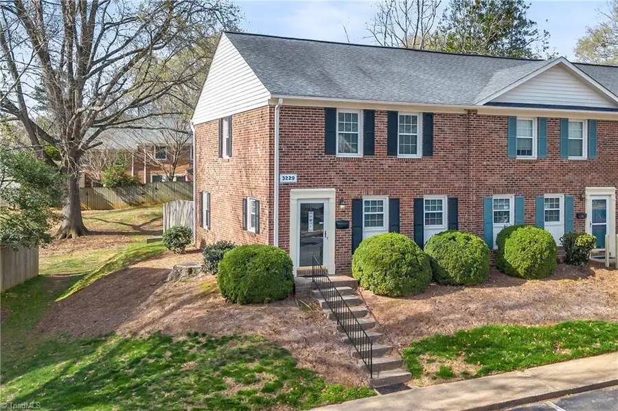 3992 Regents Park Lane #A, Greensboro, NC 27455 - #3