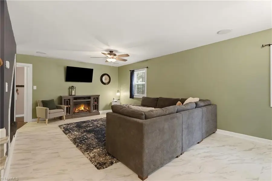 125 Fennell Drive, Kernersville, NC 27284 - #3