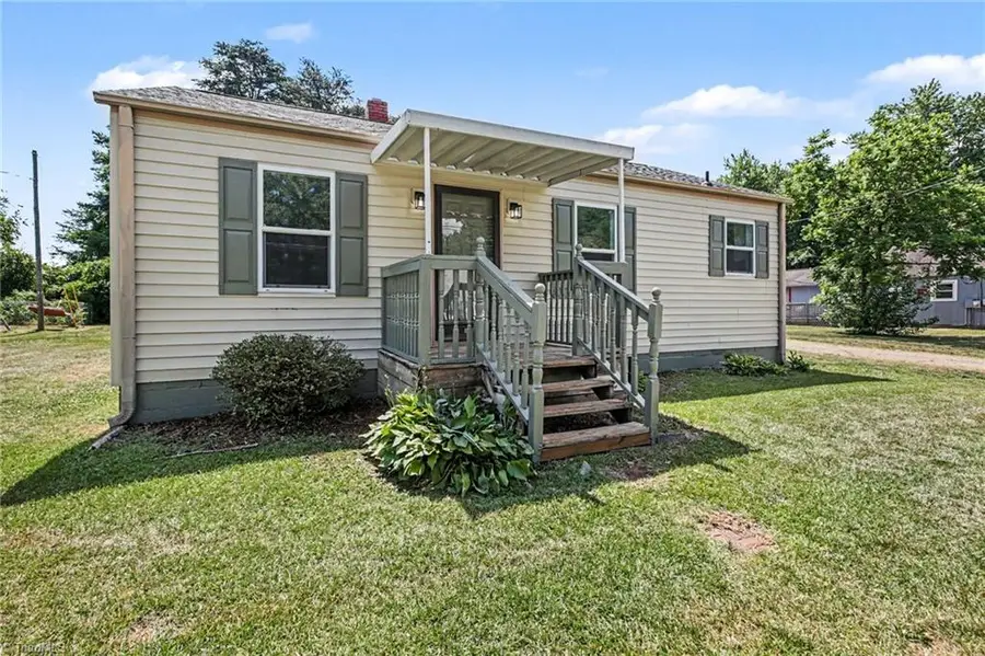 110 Spring Street, Kernersville, NC 27284 - #3