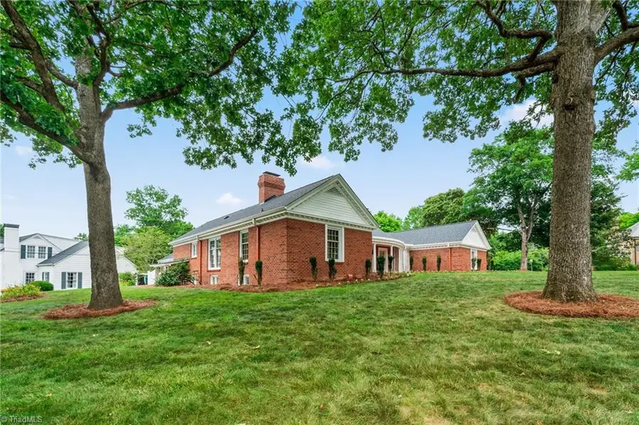 1001 Country Club Drive, High Point, NC 27262 - #2