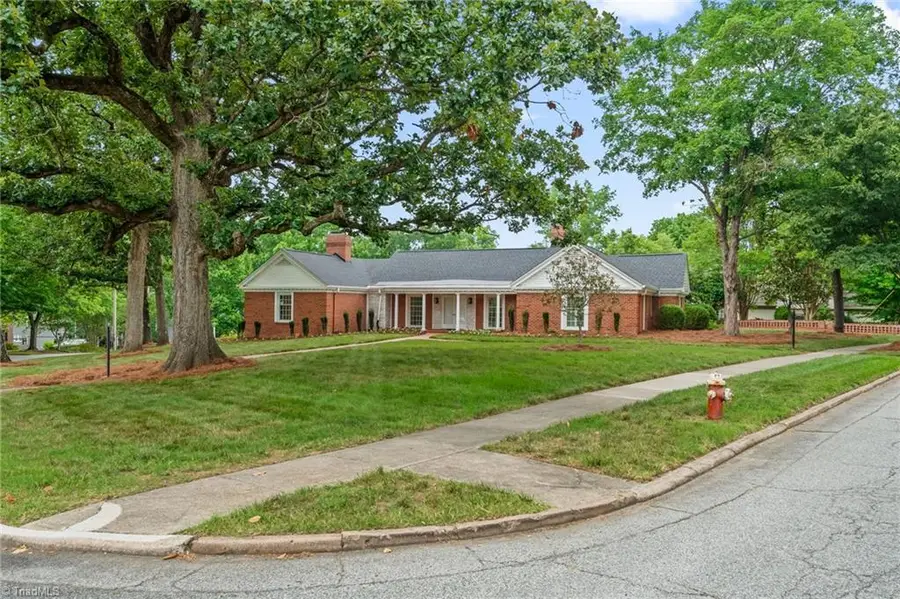 1001 Country Club Drive, High Point, NC 27262 - #3