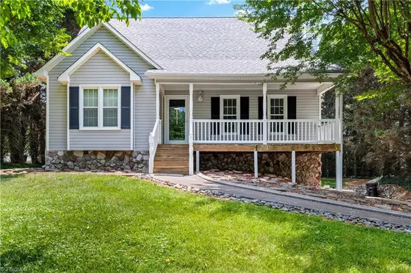 5729 Haweswater Road, Winston-Salem, NC 27105