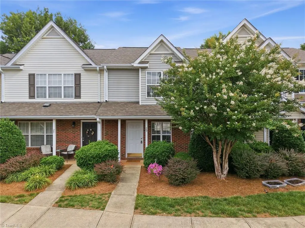 29 Tannenbaum Circle, Greensboro, NC 27410 - #1