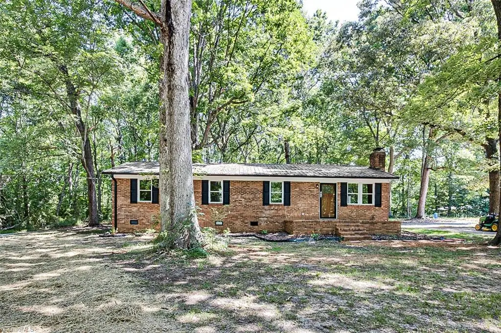 374 Yow Drive, Seagrove, NC 27341 - #1