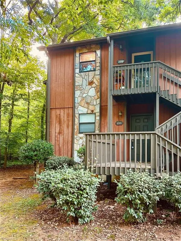 2101 Aspen Way, Winston-Salem, NC 27106