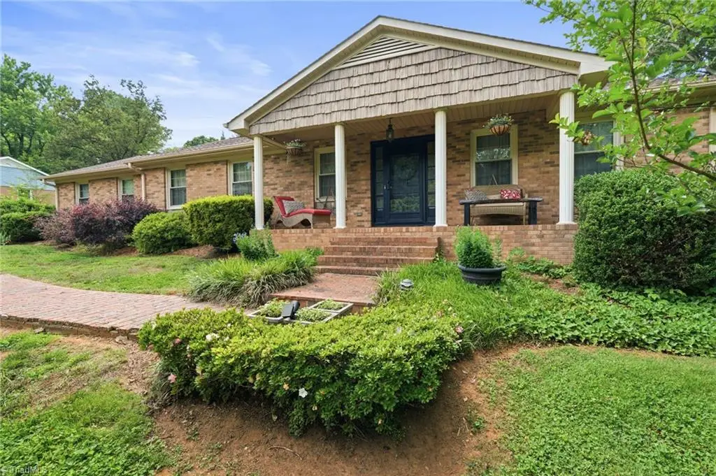 3630 Grandview Club Road, Pfafftown, NC 27040 - #1