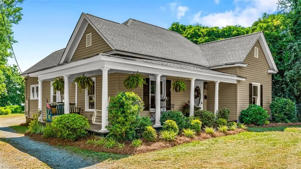 413 Mountain Street, Kernersville, NC 27284 - #1