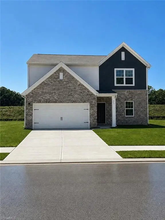 1008 Riverbank Drive, Kernersville, NC 27284