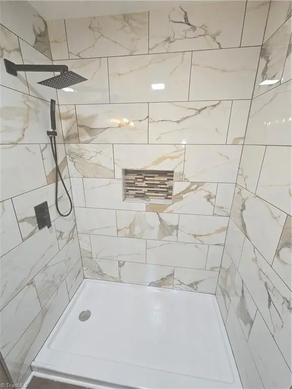 438 Dudley Street, Burlington, NC 27217 - #3