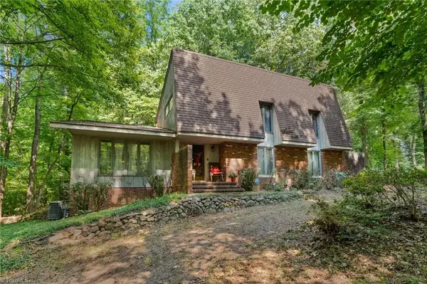 5718 Oak Tree Road, Greensboro, NC 27455