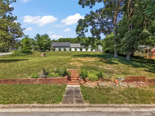 3645 Marlowe Avenue, Winston-Salem, NC 27106