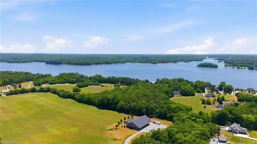 2100 Waterford Pointe Road, Lexington, NC 27292 - #2